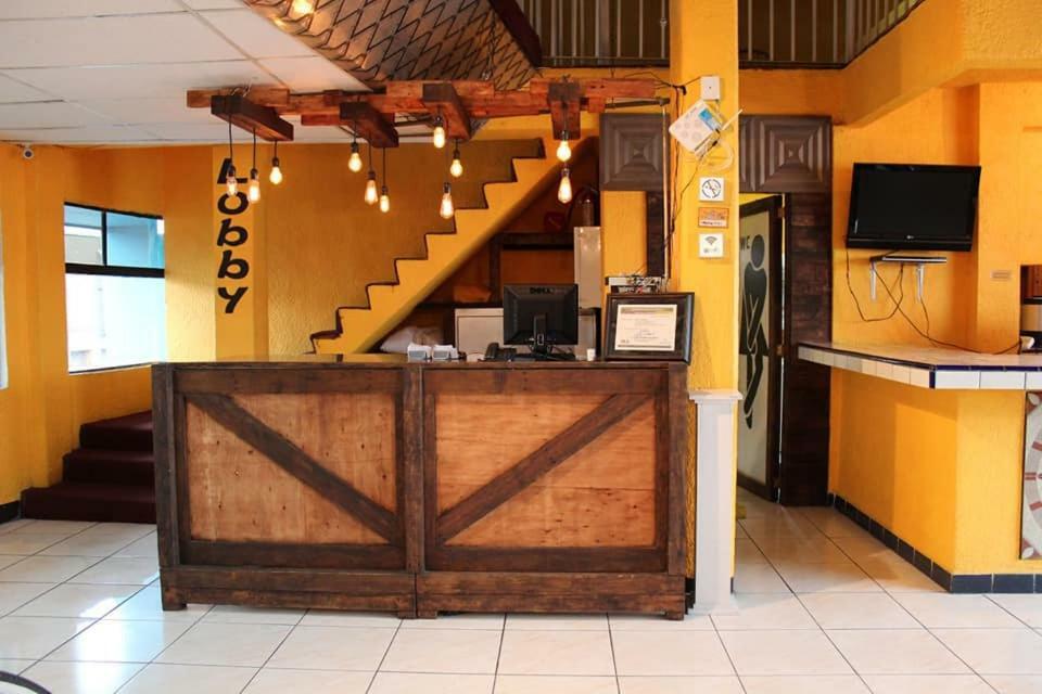 Hostel California Tijuana Exterior photo